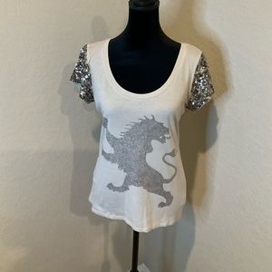 Express shirt sequence sleeves